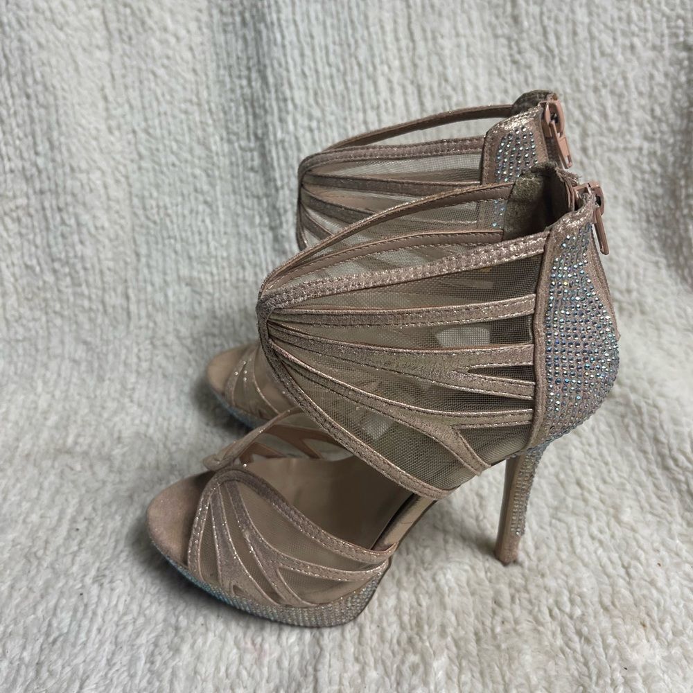 Steve Madden Glitzy rhinestone, mesh, and faux leather gold stiletto heels SZ8M